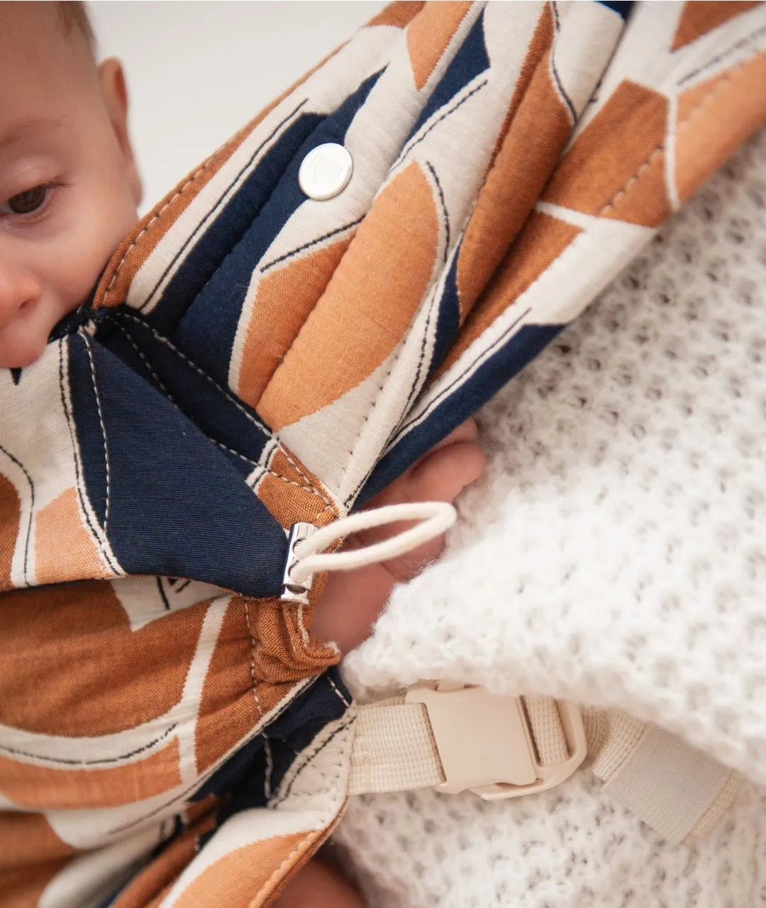 porte bébé physiologique jusqu&