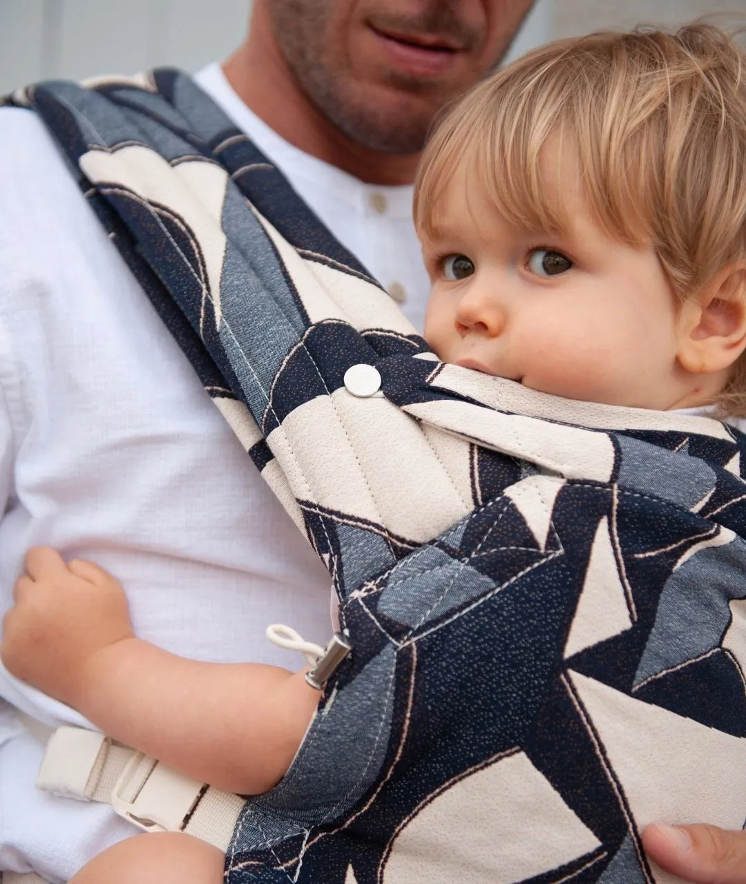 porte bébé physiologique et évolutif jusqu&