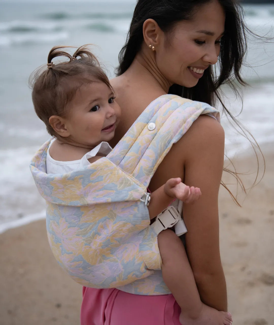porte bébé pastel physiologique dès 3 mois