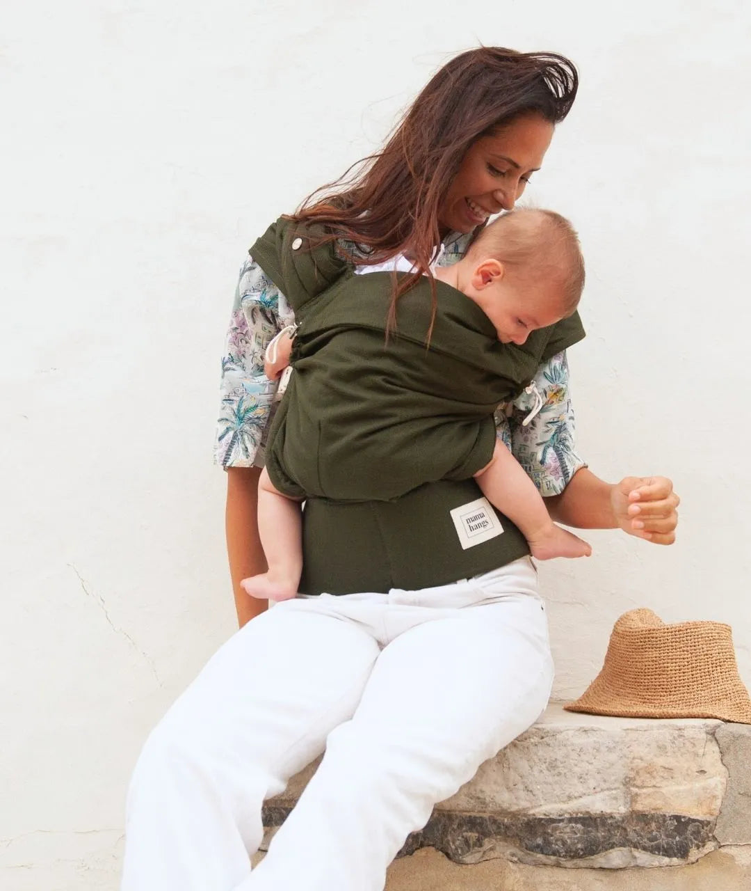 Porte bebe physiologique Carry Bloom de Mama Hangs