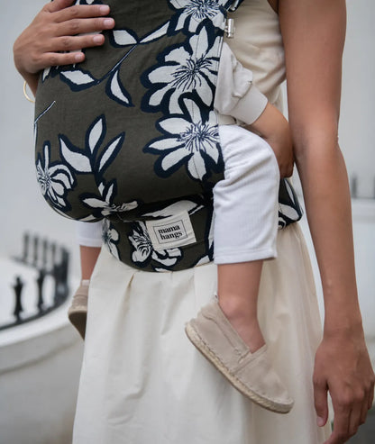 porte bébé mama hangs de 3 mois à 4 ans Carry &amp; Bloom  
