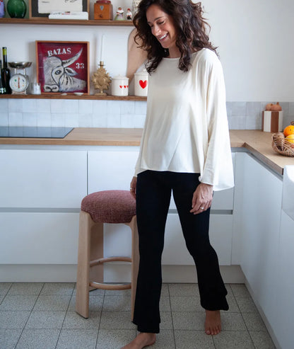 pantalon de grossesse et post partum opaque super confort et extensible en micromodal de couleur noire 