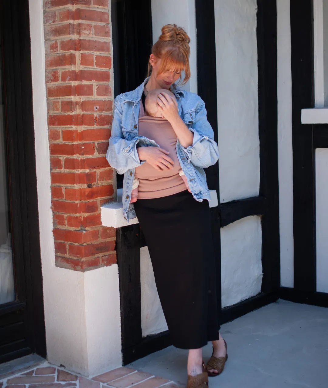 tshirt porte bebe rose carry &amp; pack mama hangs 
